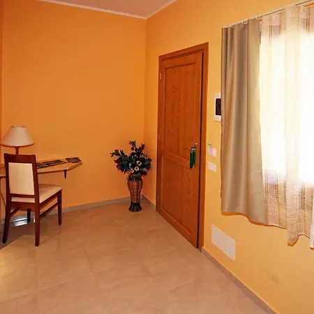 Ta 2 Pefka - Petros Italos Néos Marmarás Zimmer foto