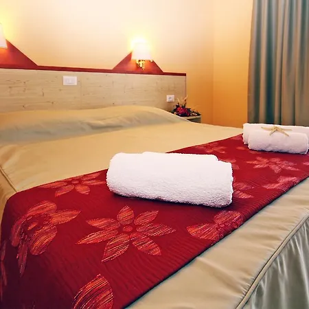Ta 2 Pefka - Petros Italos Néos Marmarás Zimmer foto