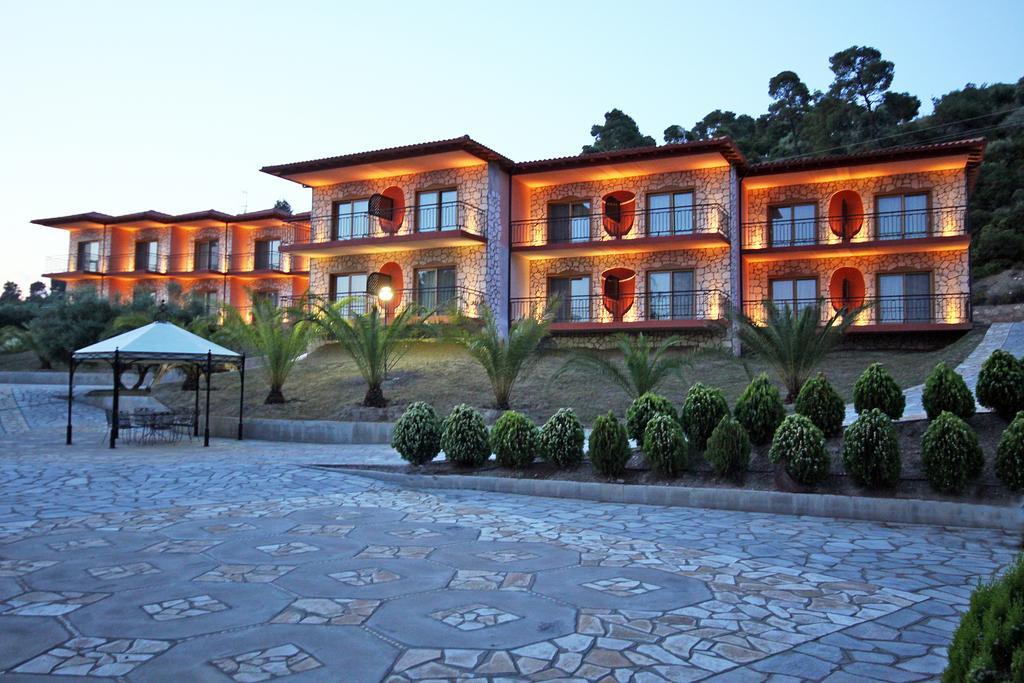 Ta 2 Pefka - Petros Italos Apartment Neos Marmaras