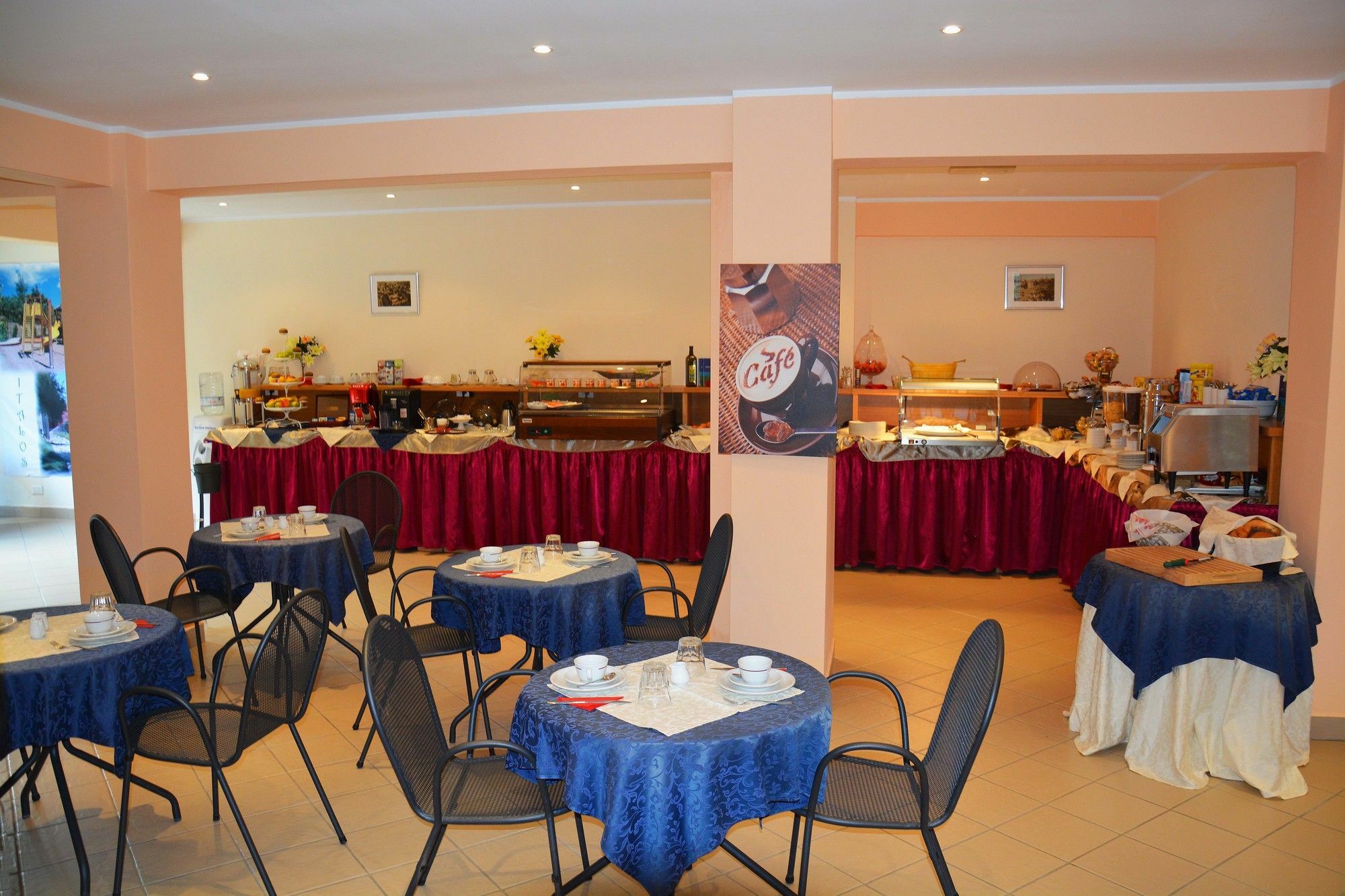 Ta 2 Pefka - Petros Italos Apartment